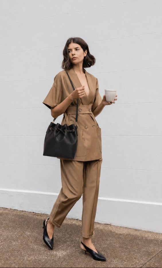 Elegant Black Bucket Sling Bag